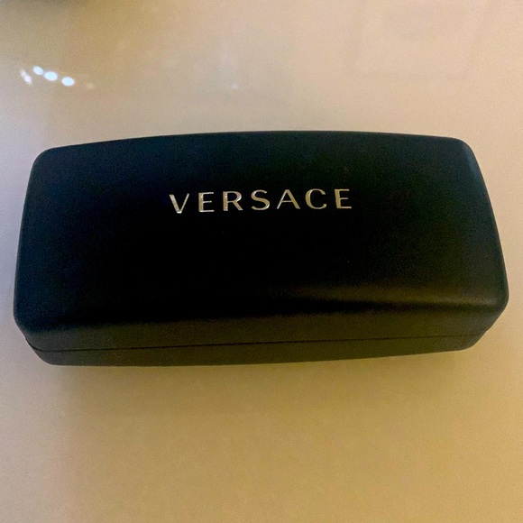 Versace black eye glass Hard case. - Picture 1 of 8